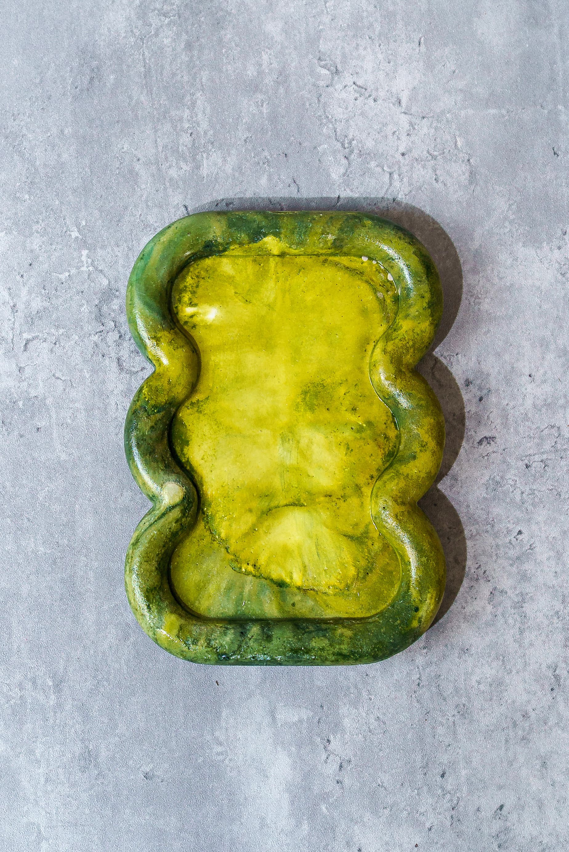 Serpentine Wavy Tray
