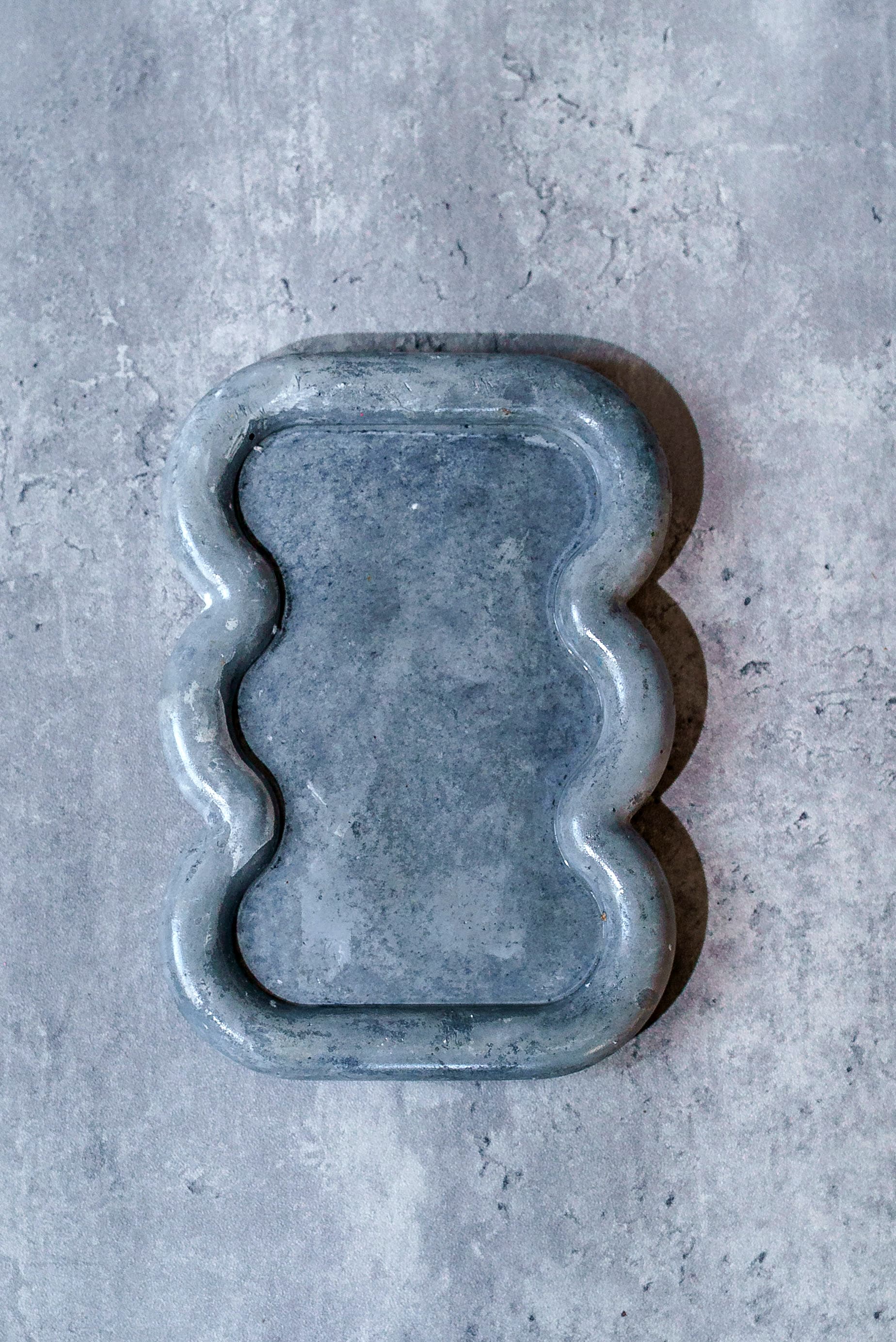 Moonstone Grey Wavy Tray