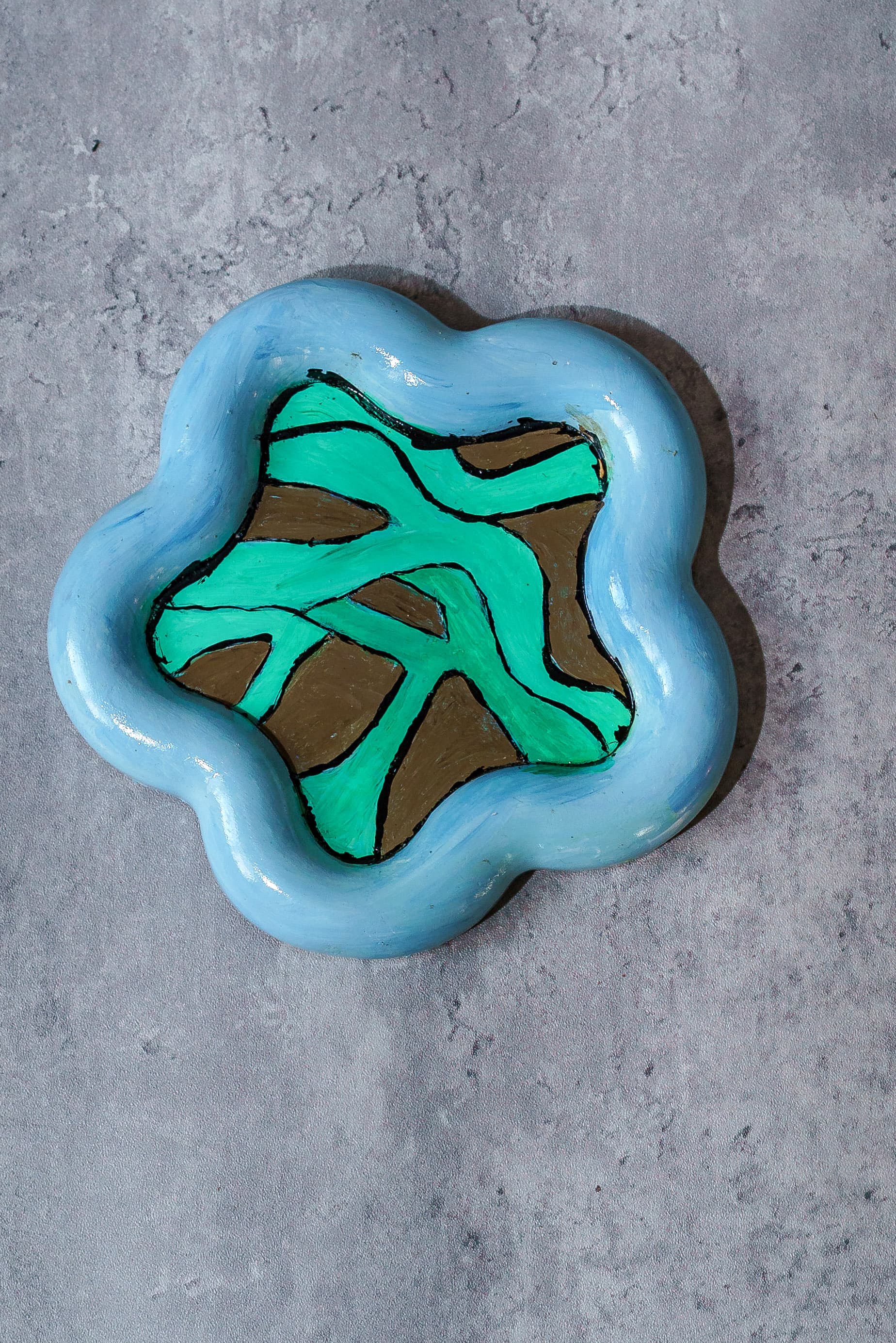 Lily Pond — Hand-Painted Flower Tray